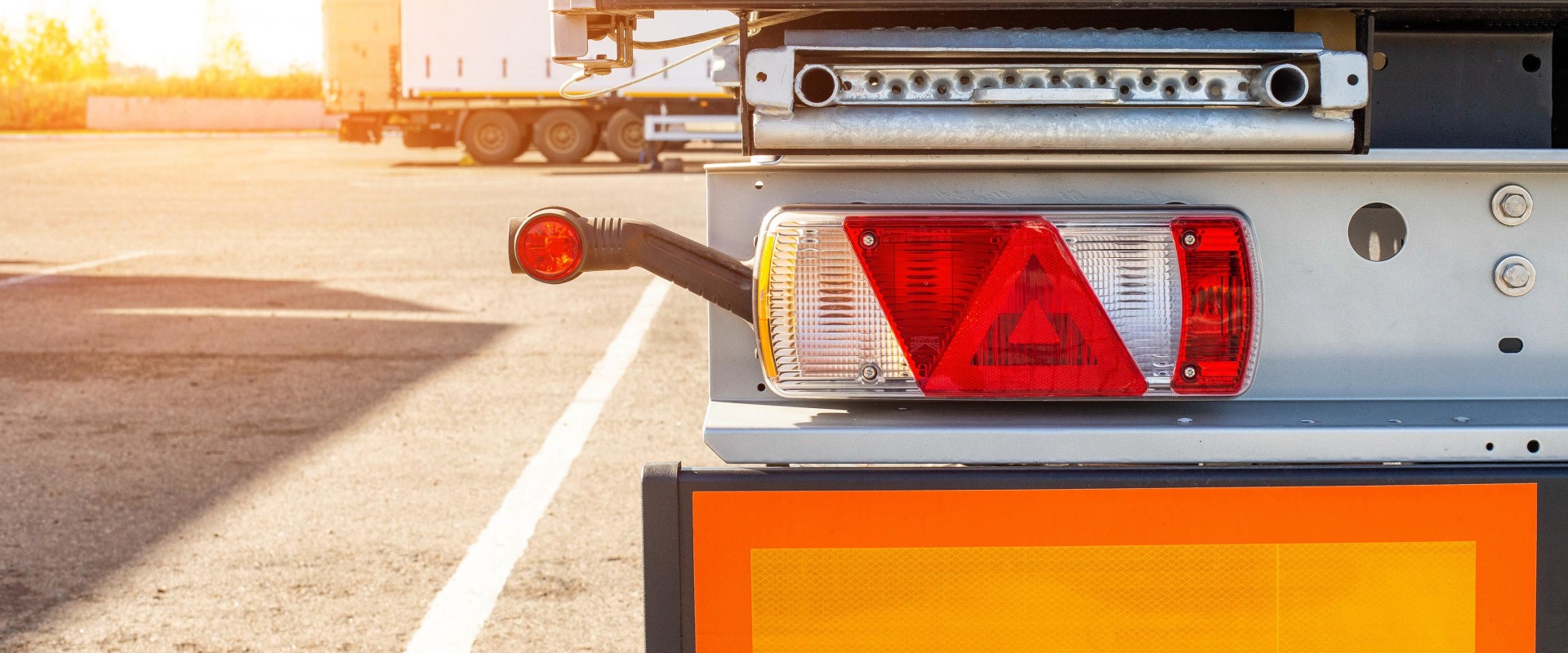 Understanding Tuition Costs and Financial Aid Options for Truck Driving Schools